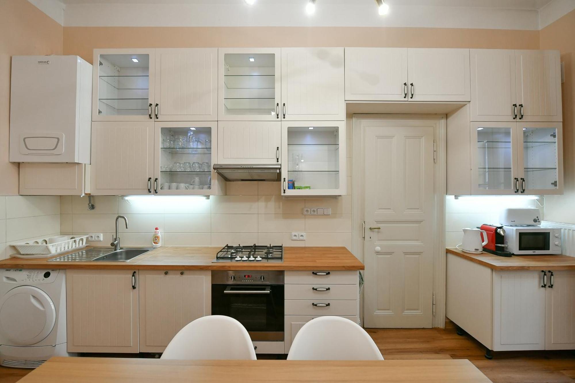 Stunning Charles Bridge Apartment Praga Esterno foto
